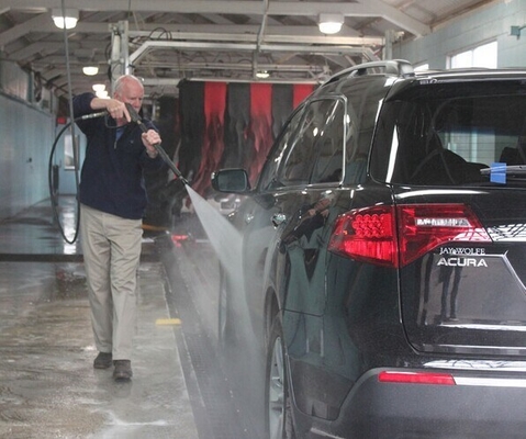 Self Service Car Washing System Manual Car Cleaning Machine Using Card Recharge or Coin Recharge .